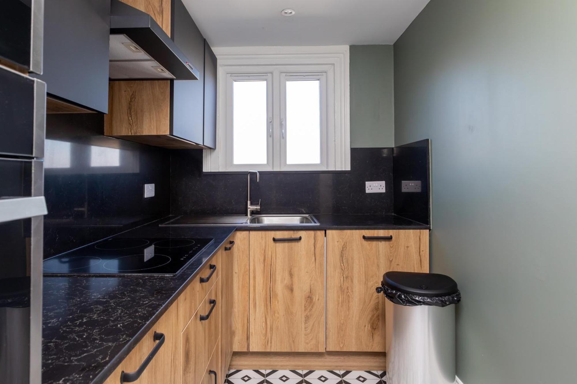 Spacious & Pristine 2Bd Flat - Balham Apartment ลอนดอน ภายนอก รูปภาพ