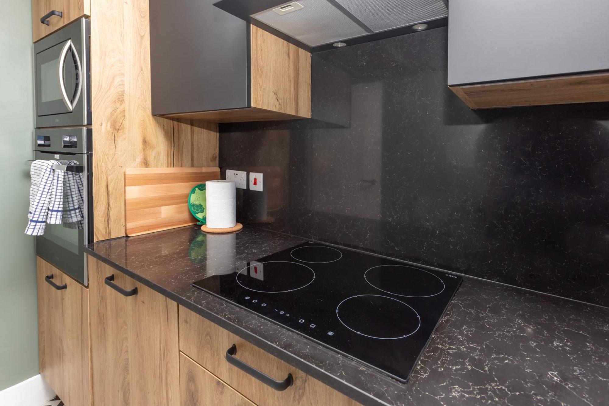 Spacious & Pristine 2Bd Flat - Balham Apartment ลอนดอน ภายนอก รูปภาพ