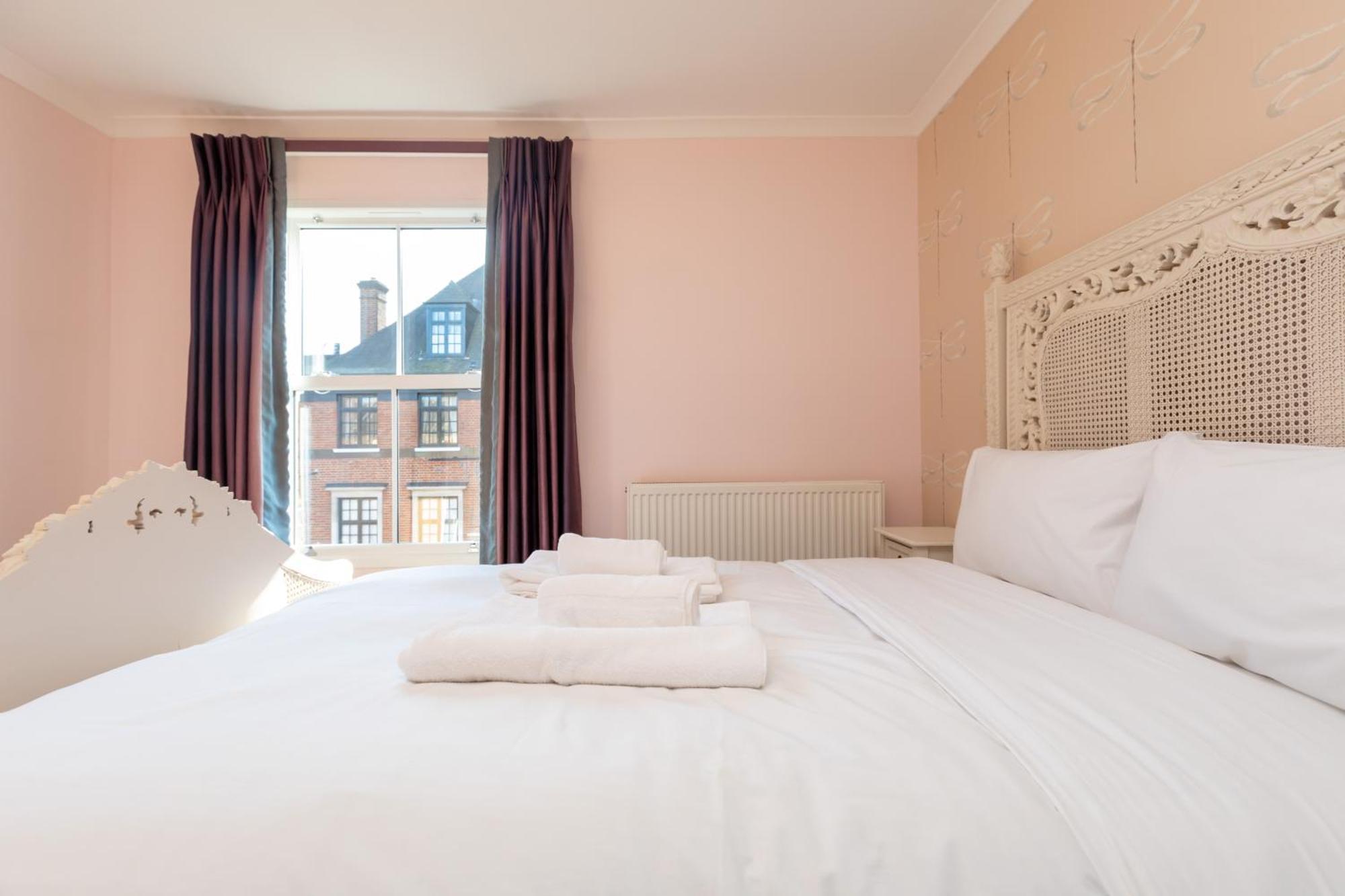 Spacious & Pristine 2Bd Flat - Balham Apartment ลอนดอน ภายนอก รูปภาพ