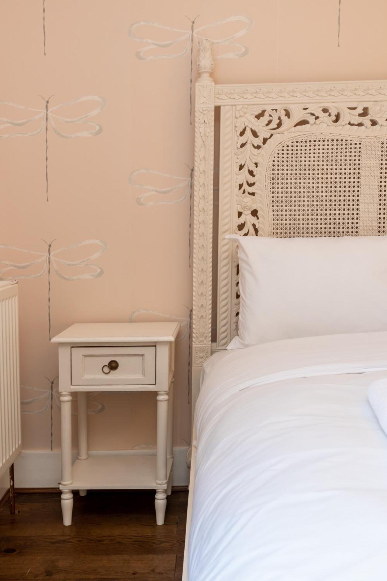 Spacious & Pristine 2Bd Flat - Balham Apartment ลอนดอน ภายนอก รูปภาพ