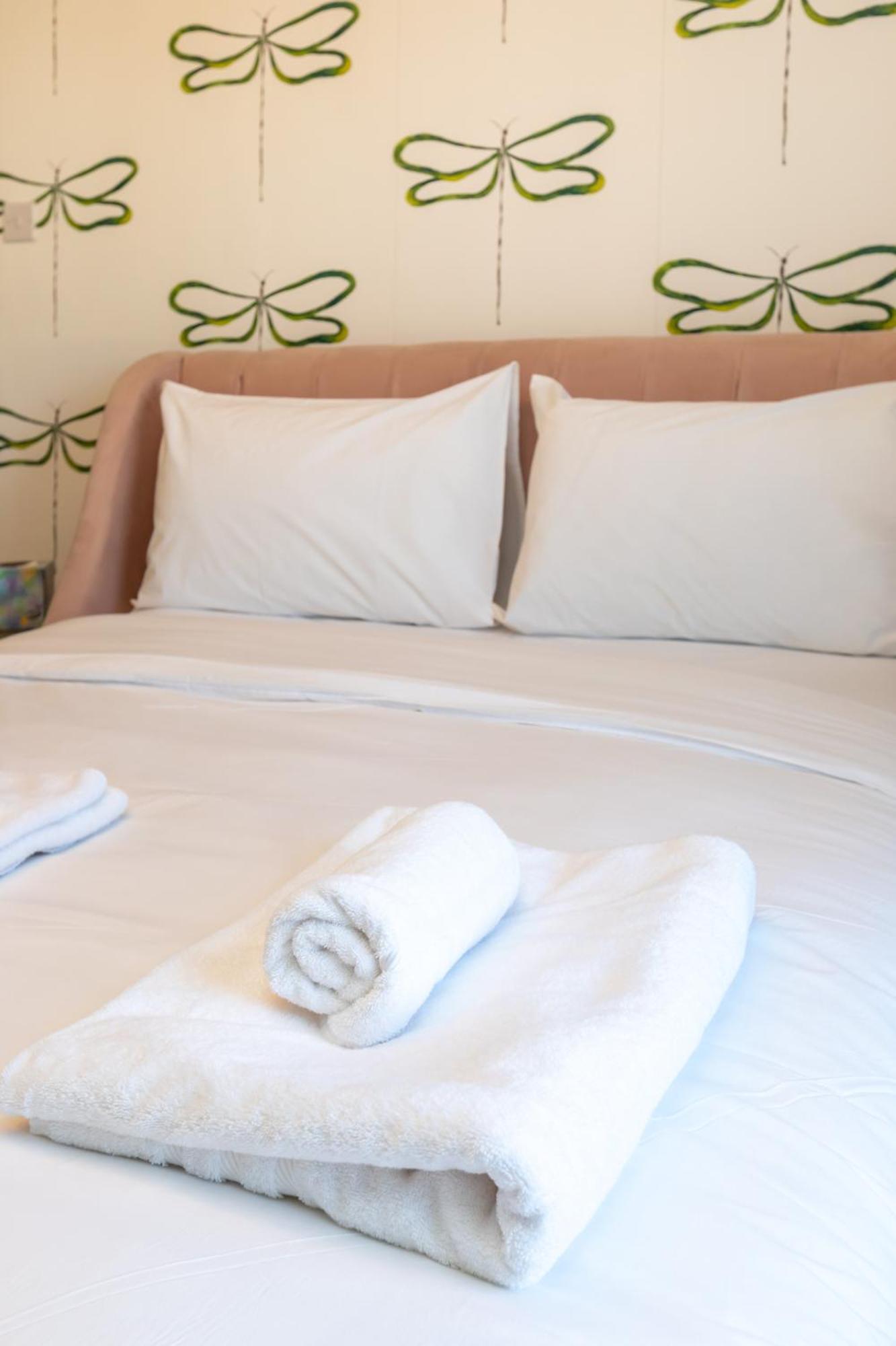 Spacious & Pristine 2Bd Flat - Balham Apartment ลอนดอน ภายนอก รูปภาพ