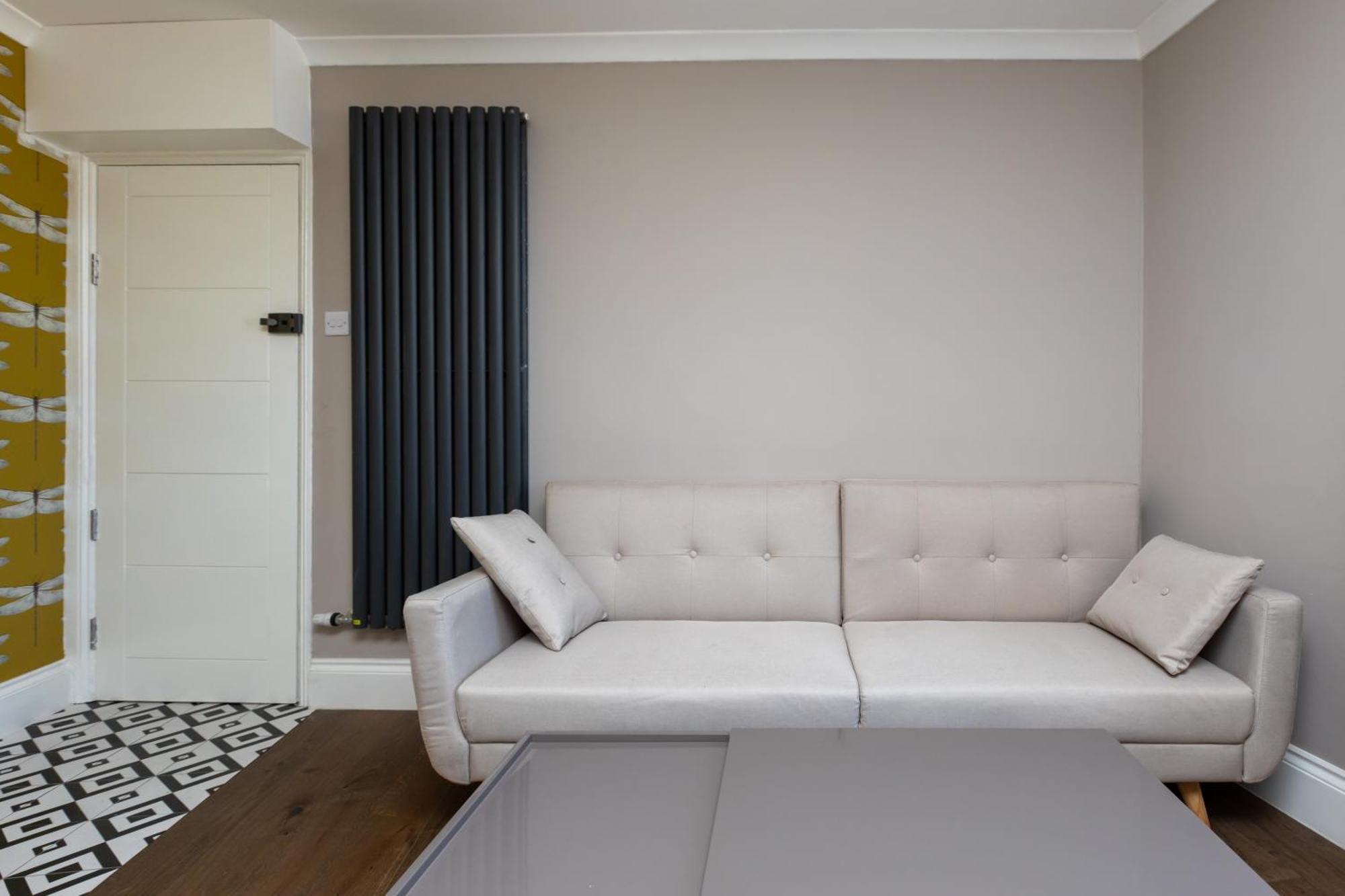 Spacious & Pristine 2Bd Flat - Balham Apartment ลอนดอน ภายนอก รูปภาพ